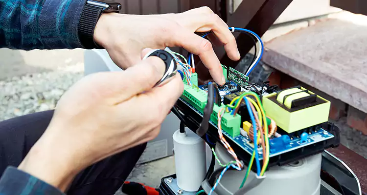 Automatic Driveway Gate Repair in Sarasota, FL