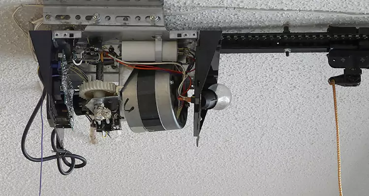 Emergency Garage Door Opener Repair in Sarasota, FL