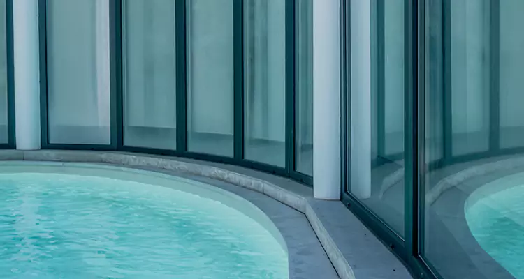 Repair Polyester Screen for Pool Enclosure in Sarasota, FL