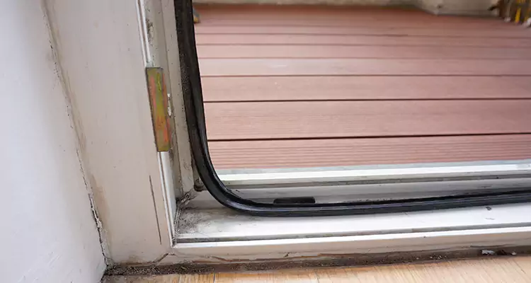 Why Choose Us for Leaking Sliding Glass Door Repair in Sarasota, FL?
