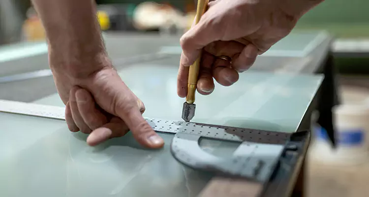 Glass Scratch Repair in Sarasota, FL