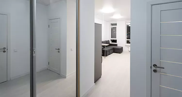 Modern Mirrored Closet Doors Repair in Sarasota, FL