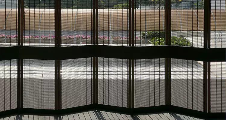 Front Screen Door Repair in Sarasota, FL