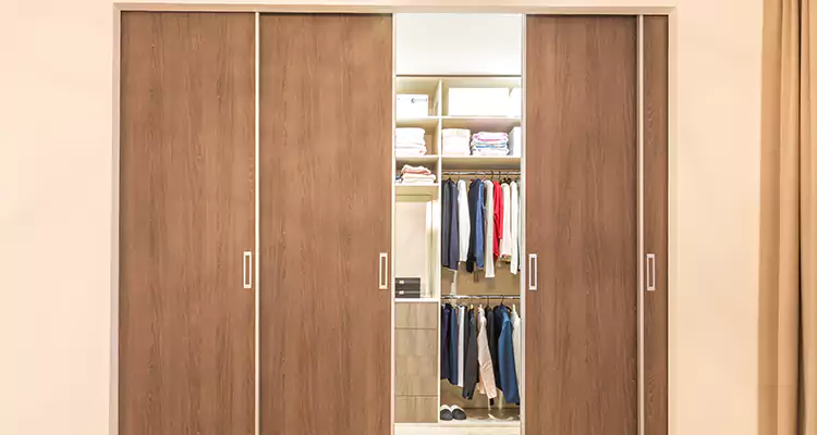 Sliding Closet Wardrobe Repairs in Sarasota, FL