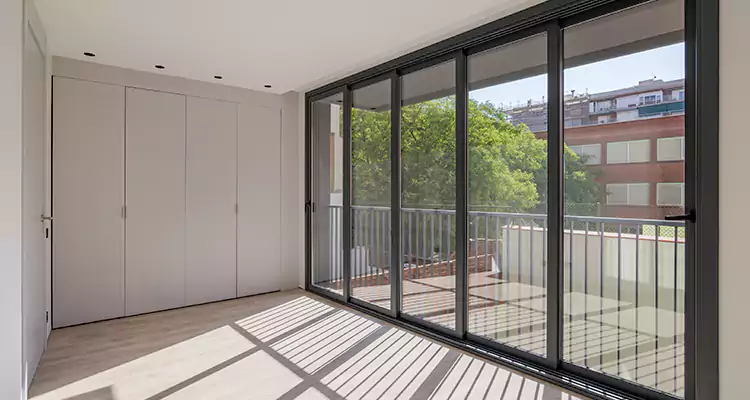 Fix Sliding Screen Door Track in Sarasota, FL