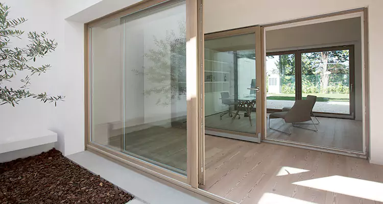 Sliding Screen Door Bottom Track Replacement in Sarasota, FL